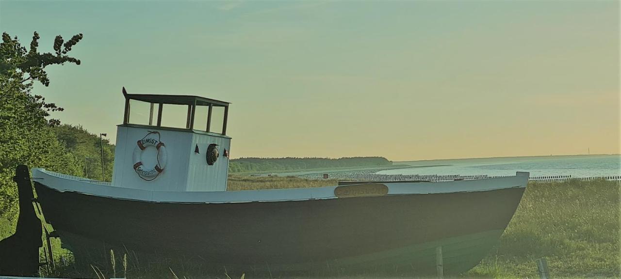 Ferienwohnung "Juliette" Zingst Bagian luar foto